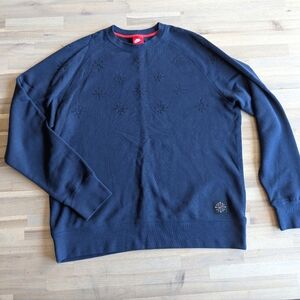 Nike Kyrie Crewneck Sweatshirt XL Navy Christmas Snowflake Streetwear Men's XL